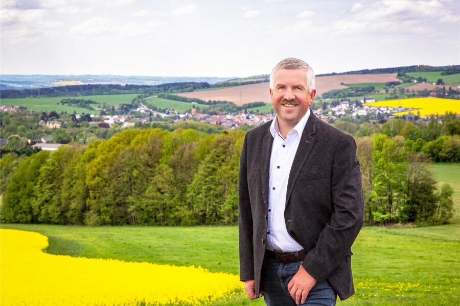 Oederans Bürgermeister Steffen Schneider über Wanderwege: „Ich hoffe, dass nächstes Jahr Geld zur Verfügung steht.“ - Steffen Schneider, der Bürgermeister von Oederan, will die Wanderwege in der Region besser vermarkten.