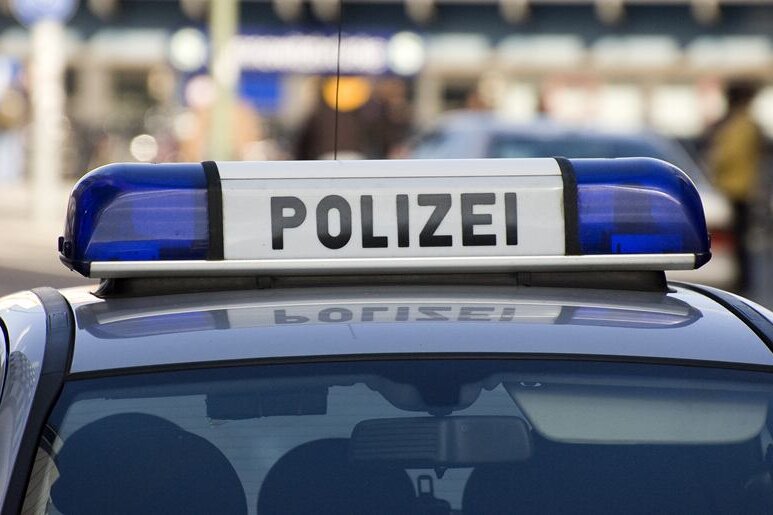 Oelsnitz: 28-Jähriger beim Gassigehen niedergeschlagen - 