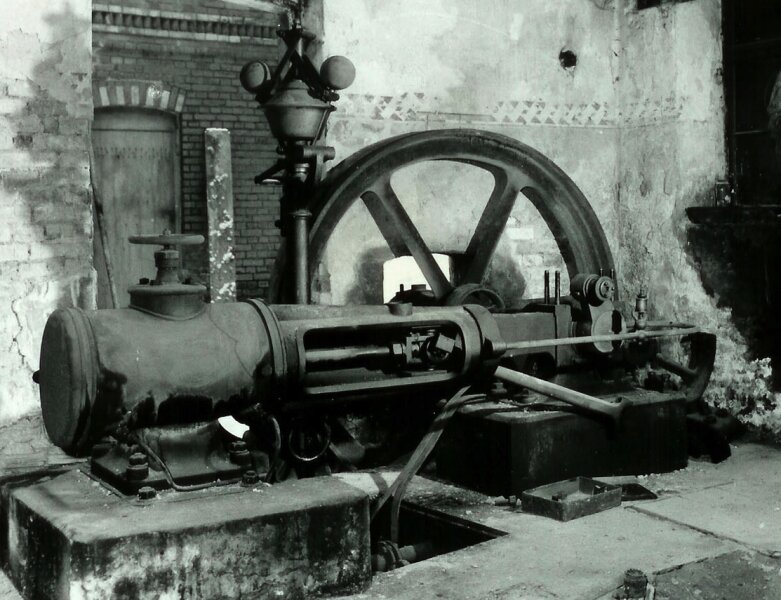 Oelsnitz schenkt Werdauer Museum 115 Jahre alte Dampfmaschine - Die 1894 gebaute Dampfmaschine hat das Werdauer Museum von der Stadt Oelsnitz geschenkt bekommen.  
