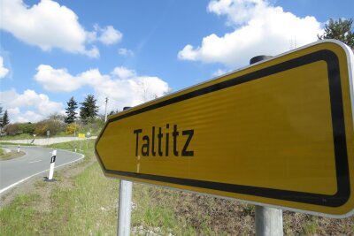 Oelsnitz: Straße zum Globus ab 22. April für zehn Wochen dicht - Bei Taltitz müssen sich Autofahrer im Sommer auf einer Vollsperrung der Straße zum Globus einstellen.