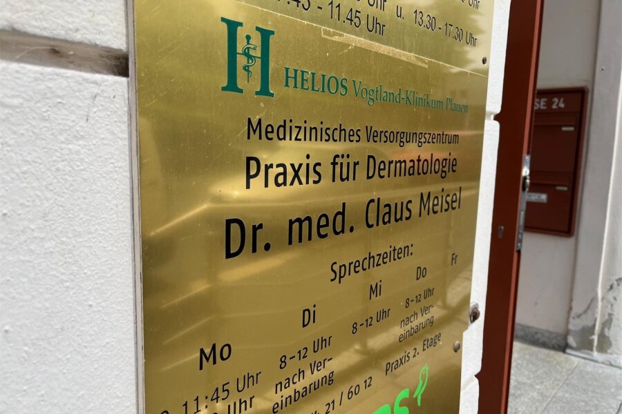 Oelsnitz verliert Hautarzt - Die Hautarztpraxis von Dr. Claus Meisel verlässt das Oelsnitzer Ärztehaus und zieht nach Plauen.