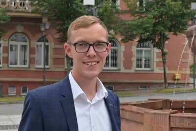 Oelsnitzer Bürgermeister über seine Wahl:  "So richtig realisiert habe ich es immer noch nicht" - Thomas Lein hat am Montag sein Amt als neuer Bürgermeister von Oelsnitz angetreten. 