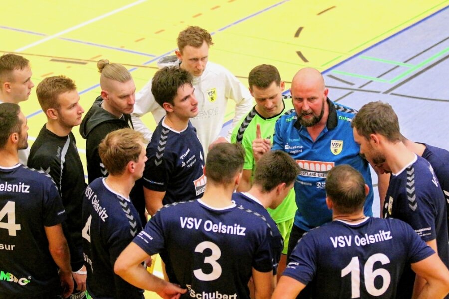 Oelsnitzer Volleyballer mit großer Chance vor eigenen Fans - In der 3. Volleyball-Liga steht das Team des VSV Oelsnitz am Samstag, 19 Uhr, vor einem richtungsweisenden Heimspiel.