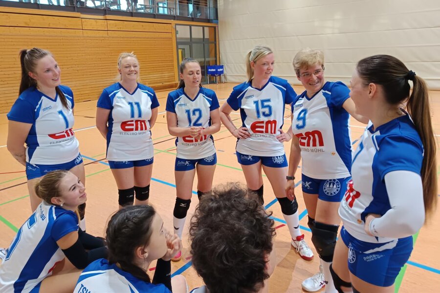 Olbernhauer Volleyballerinnen krönen ihre Rückkehr mit dem Aufstieg - Trotz Tabellenplatz 2 in der Kreisklasse dürfen sich die Olbernhauer Frauen über den Aufstieg freuen, da sie für Freiberg nachrücken.