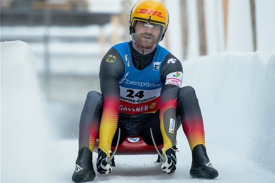 Chris Eißler kommt bei seinem letzten Weltcuprennen in St. Moritz ins Ziel. Das Olympiaticket konnte der Zwickauer nicht lösen. 
