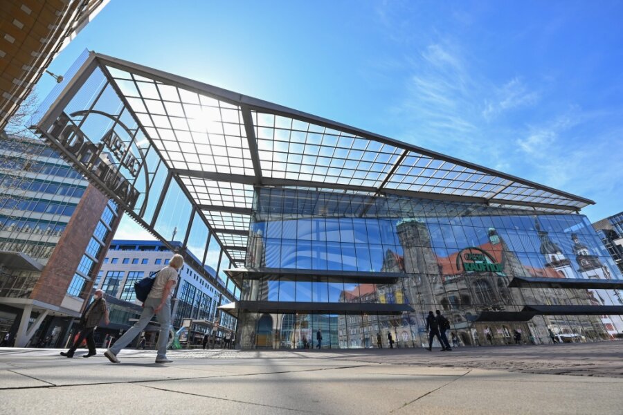 Onlinehändler buero.de will Kaufhof Chemnitz übernehmen -  Die Filiale im Chemnitzer Stadtzentrum gehört zu insgesamt 47 Standorten des insolventen Warenhauskonzerns, für die es einen ersten Übernahmeinteressenten gibt.