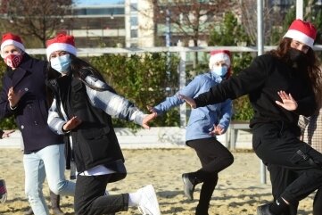 Im Dezember 2020 am Uferstrand (Foto), nun per Internet-Show: Tanzschulen machen auf ihre Lage aufmerksam. 