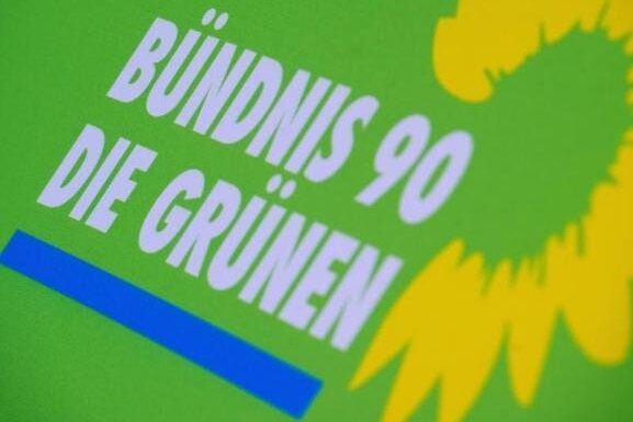 OVG Sachsen: "Hängt die Grünen!"-Plakate müssen abgehängt werden - 