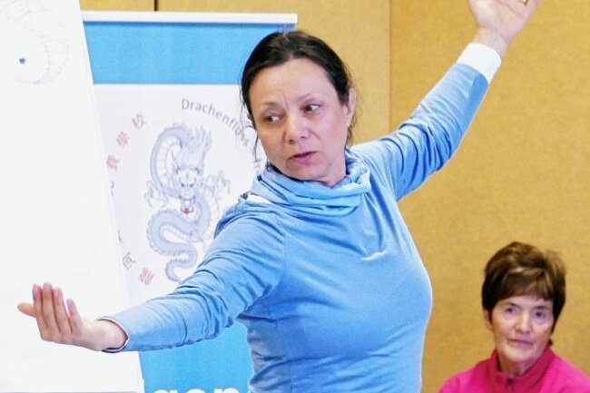 Pädagogin präsentiert Alternative zum Yoga - Setzt auf sanfte Bewegungen: Jana Versümer. 