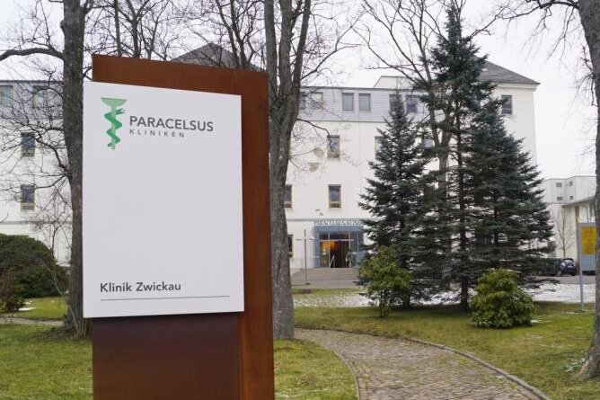 Paracelsus-Klinik: Ärzte bekommen mehr Geld - Die Paracelsus-Klinik in Zwickau.