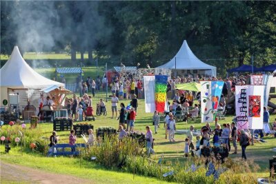 Parkkunst in Waldenburg: Für das beliebte Kunstevent gibt es einen neuen Namen - Aus der Parkkunst wird „Art im Park“. Die Veranstaltung findet nach längerer Pause im September 2023 wieder statt.