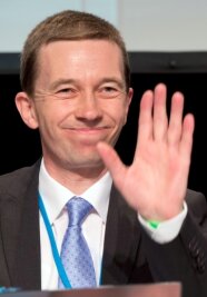 Parteitag geplatzt, Machtkampf vertagt - Parteichef Bernd Lucke.