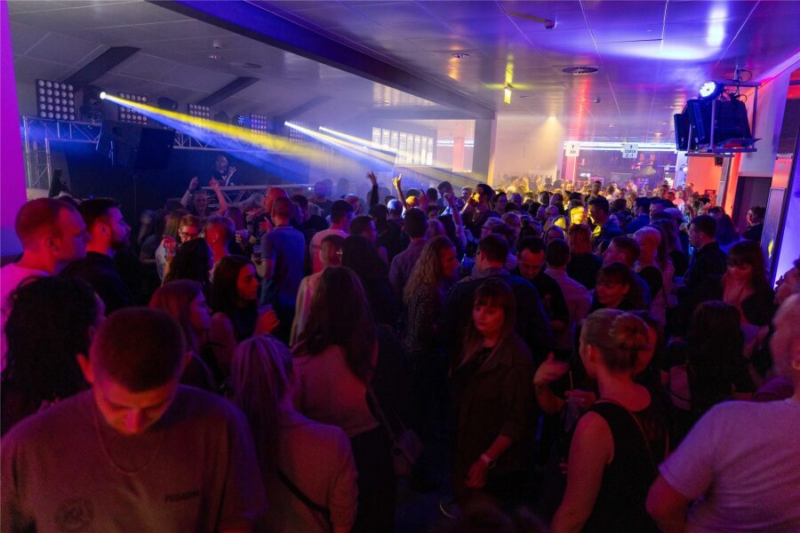 Party im Tanztempel Kinopolis: Wann gibt’s mehr davon? - InPulz ClubBeatz: Die Stimmung am Samstag im Kinopolis war locker und ausgelassen.