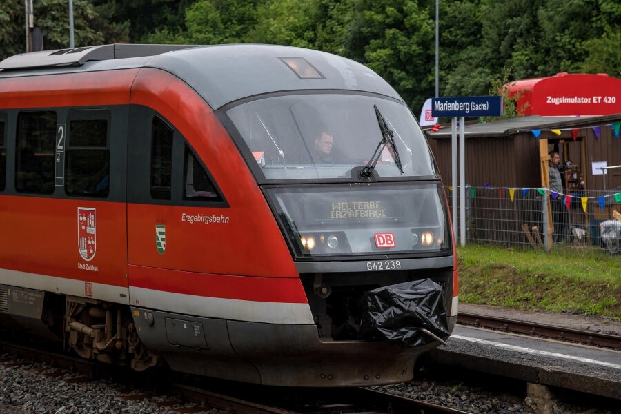 Paukenschlag: Bahnstrecke Pockau-Marienberg verlässt Abstellgleis - Regulärer Zugverkehr zwischen Pockau und Marienberg ist wieder in greifbare Nähe gerückt.