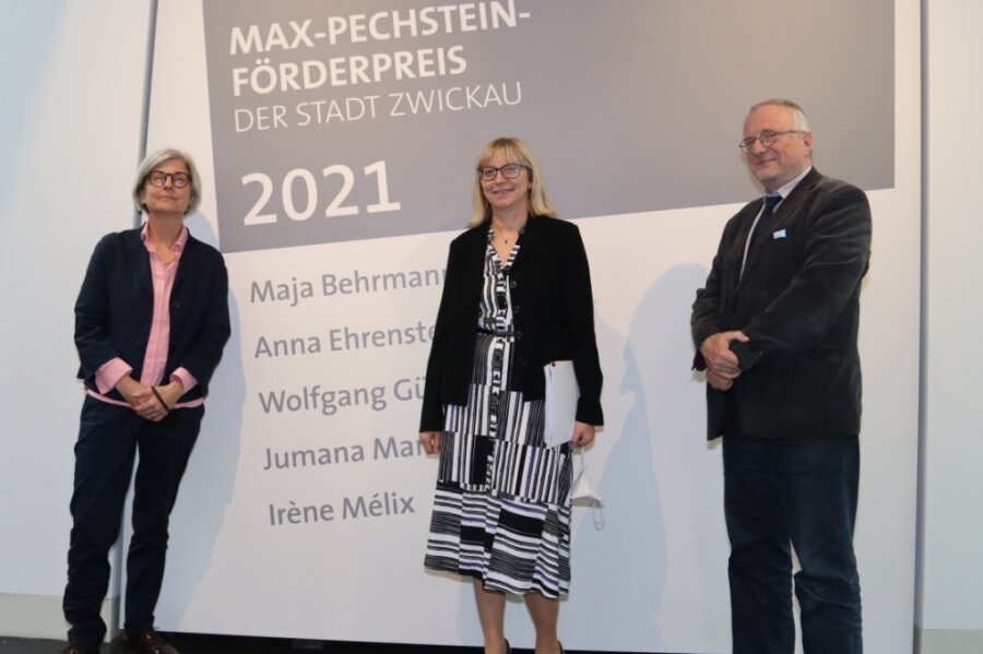 Pechstein-Preis-Jury lässt sich von Pflanzensamen überzeugen - Die Jurymitglieder Jeannette Stoschek, Petra Lewey und Michael Löffler (von links) diskutierten drei Stunden lang.