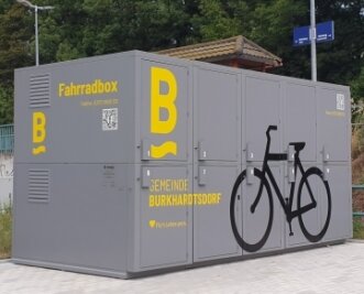 Pendler können Box kostenfrei nutzen - In Meinersdorf können jetzt abschließbare Boxen einer Fahrradstation genutzt werden. 