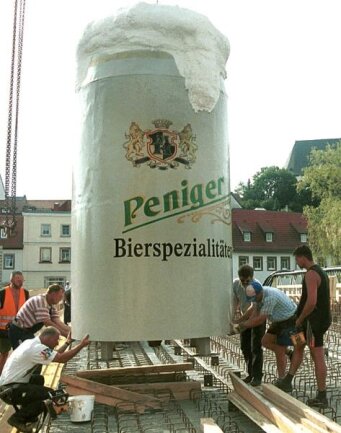 Dieser Krug warb für Bier aus Penig. Die Brauerei stellte nun Insolvenzantrag.