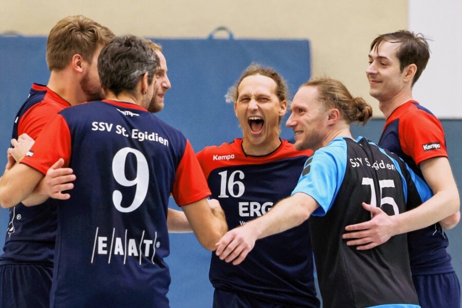 Perfekter Start in die Saison - Die Sachsenklasse-Volleyballer der SSV Egidien.