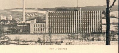 Perlonstrumpf – Made in Stollberg - 
              <p class="artikelinhalt">Das Werk 2 der Louis Bahner GmbH (Elbeo) im Jahr 1940. Heute ist es das Haus 2 des Stollberger Kreiskrankenhauses.</p>
            