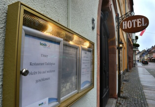 Immer noch geschlossen: Das Restaurant "Tafelspizz" im Hotel "Deutsches Haus" in Mittweida kann zurzeit keine Gäste bewirten, denn es finden sich kein Koch und keine Köchin. 