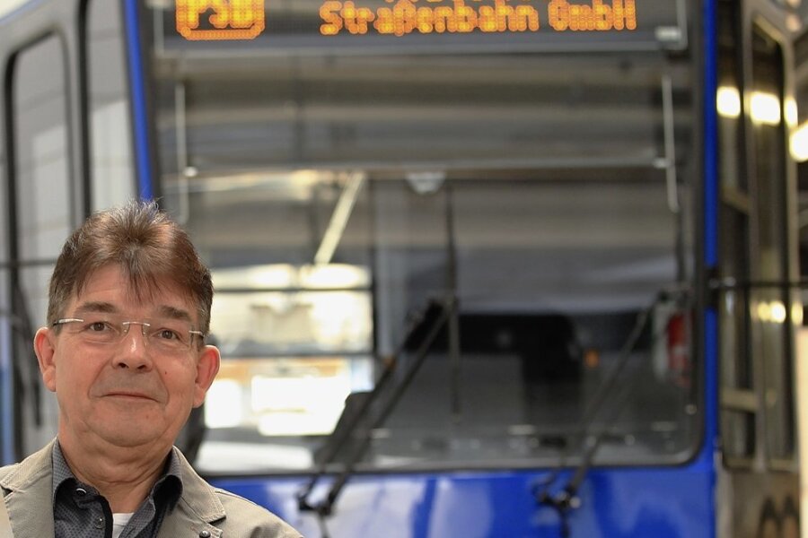 Karsten Treiber, Geschäftsführer der Plauener Straßenbahn, bittet die Fahrgäste um Verständnis. Er will sobald wie möglich zum Normalfahrplan zurückkehren, versichert er. 