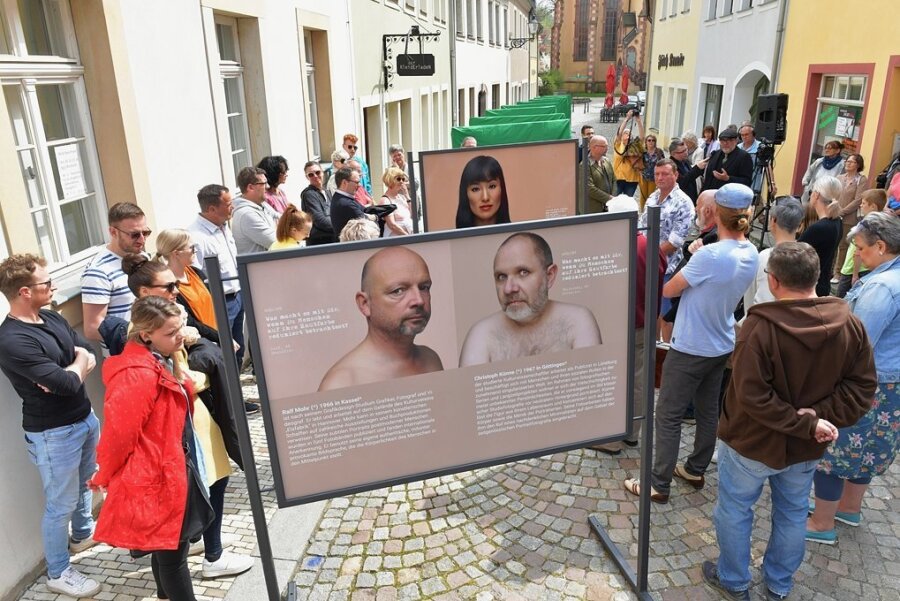 Mit ihrem Offcolor Projekt widmet sich die neue Ausstellung der Hautfarbe des Menschen. Auch die ausstellendenFotografen Christoph Künne und Ralf Mohr sind in der Schau zu sehen. 