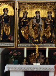 Peter-Breuer-Altar wird 500 Jahre alt - 
              <p class="artikelinhalt">Der berühmte Beter-Breuer-Altar in der Stangengrüner Marienkirche wird in diesem Jahr 500 Jahre alt. </p>
            