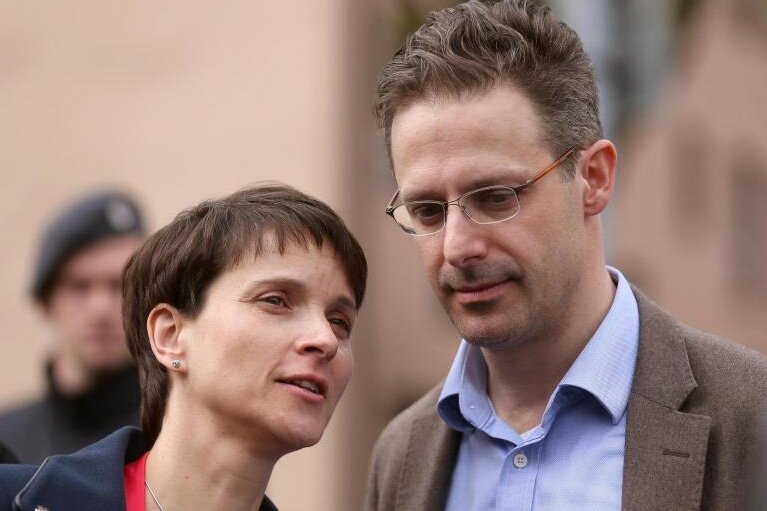Petry-Prozess: Landtagsjurist kritisiert Zustände im Wahlprüfungsausschuss - Frauke Petry und ihr Ehemann Marcus Pretzell.