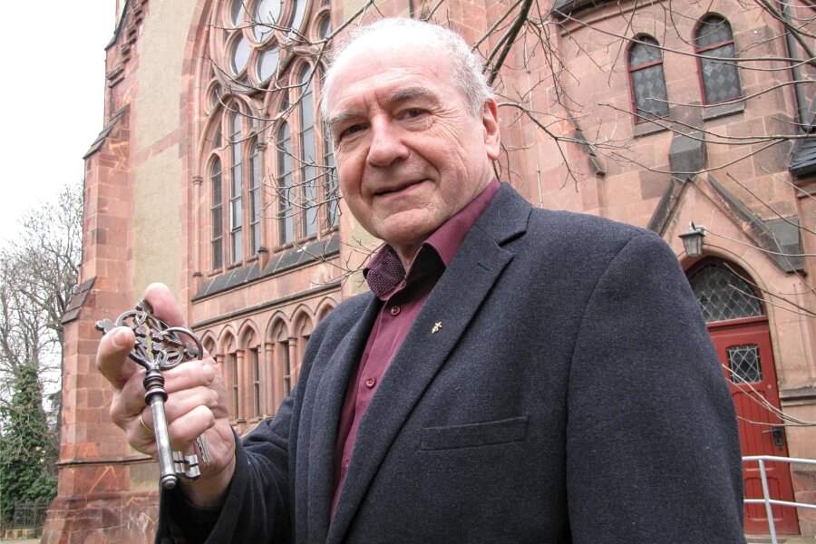 Pfarrer in Geringswalde gibt den Schlüssel ab - In Kürze gibt Klaus Tietze den Schlüssel für die Geringswalder Kirche ab. Ende April geht der Pfarrer in den Ruhestand.
