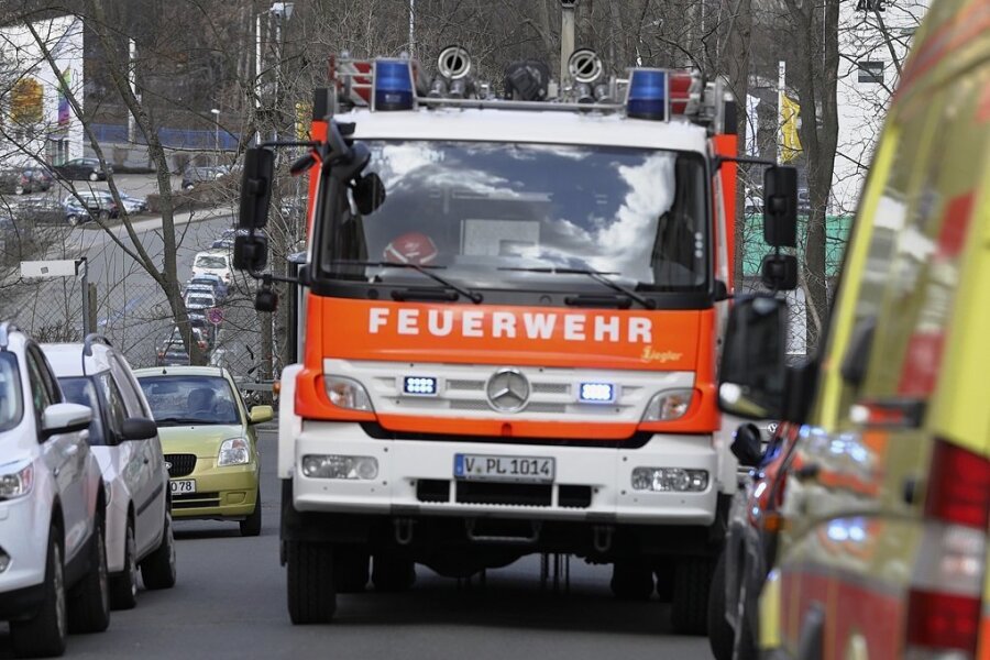 Am Donnerstagvormittag musste die Plauener Feuerwehr an die Rädelstraße ausrücken. 