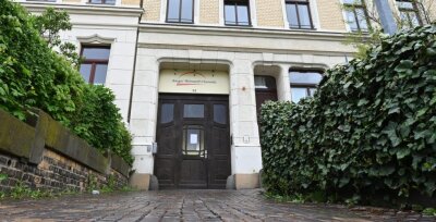Pflegeheim in Chemnitz schließt: Senioren müssen bis Monatsende Heim verlassen - Die Bewohnerinnen und Bewohner des Ansgar Wohnstifts an der Salzstraße müssen wohl noch diesen Monat umziehen. 