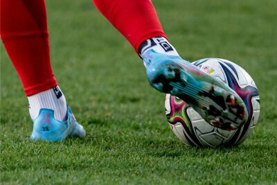 Pflichtspiele im Amateurfußball starten ab Ende März wieder - ohne Einschränkungen - Es geht wieder los: Ab dem letzten Märzwochenende rollt bei Sachsens Amateurkickern wieder der Ball.