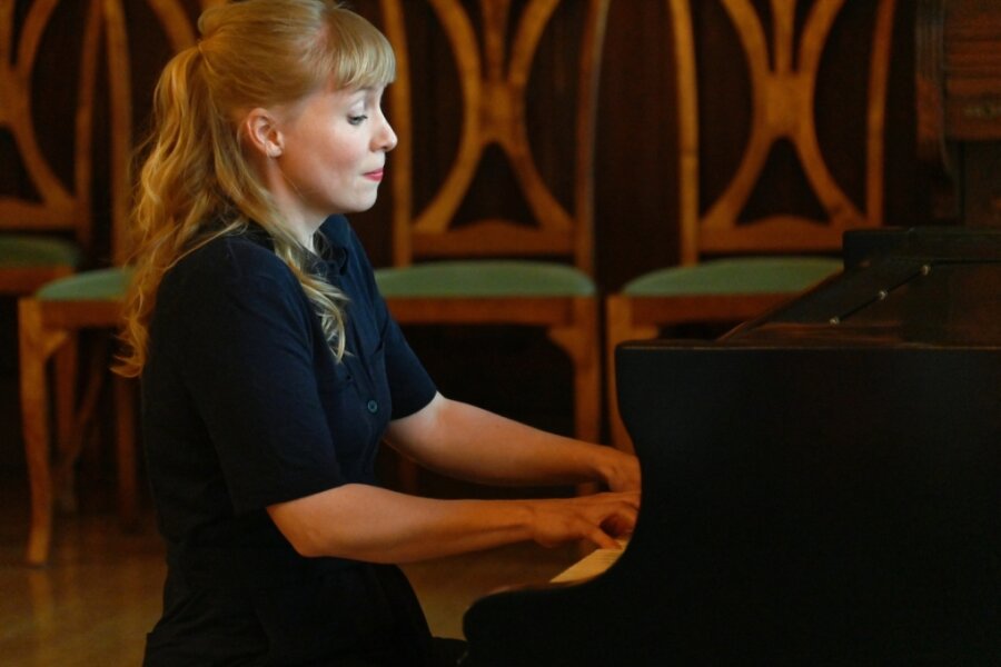 Pianistin zieht Publikum in ihren Bann - 