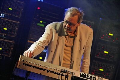 Pionier der Elektronischen Musik: Klaus Schulze 74-jährig verstorben - 