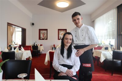Pizza, Pasta, Tiramisu: Junges Ehepaar eröffnet italienisches Restaurant in Zwickau - Lierta (links) und Ermal Merja haben im März ihr Lokal „La Casa Merja“ in der Karl-Keil-Straße 42 in Zwickau eröffnet.