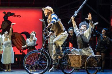Plauen-Premiere für neuen Ballettchef mit altem "Don Quichotte" - Unterhaltsam, akrobatisch und ohne nennenswerte Tiefe: Das Ballett "Don Quichotte" am Theater Plauen-Zwickau.