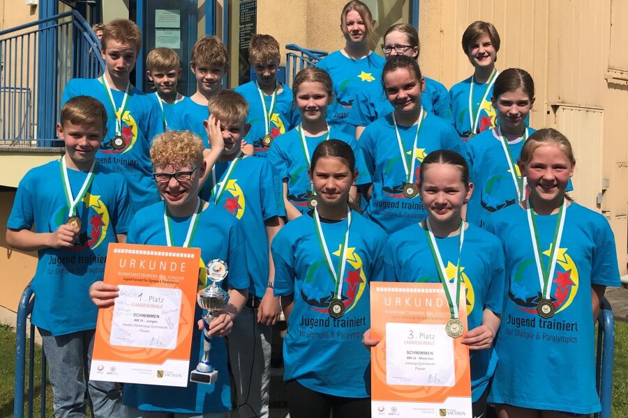 Plauener Gymnasien holen Gold und Bronze beim Landesfinale im Schwimmen - 16 Nachwuchsathleten aus Plauen gingen beim Landesfinale für die beiden Gymnasien an den Start.