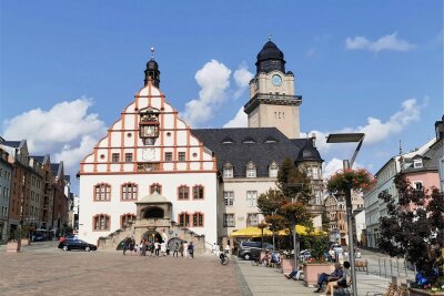 Plauener Oberbürgermeister zeichnet langjährige Stadtführer und Vereine aus - Der Altmarkt - Plauens gute Stube. An ihm kommen Stadtführer bei ihren Touren nicht vorbei.