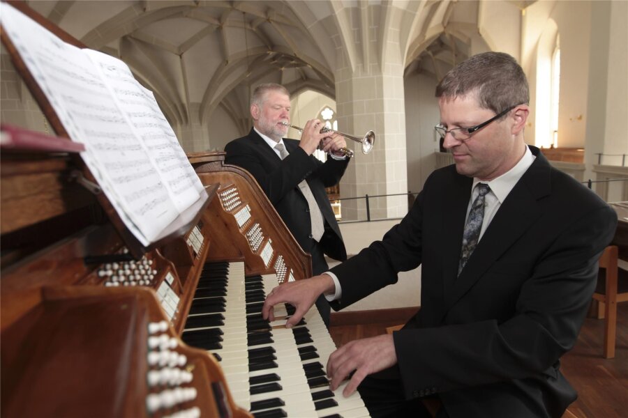 Plauener Orgelsommer „Fünf nach Zwölf“ beginnt - Heiko Brosig an der Orgel und Matthias Krüger an der Trompete eröffnen am Donnerstag den diesjährigen Plauener Orgelsommer.