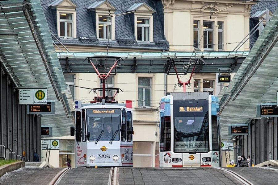 Plauener Straßenbahn kämpft mit hohem Krankenstand - Am Mittwoch und Donnerstag werden in Plauen nicht alle Straßenbahnen, wie im Fahrplan ausgewiesen, fahren.