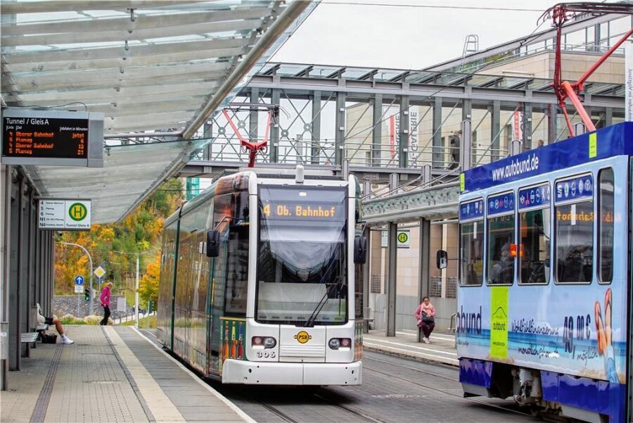 Plauener Straßenbahnen rollen trotz Warnstreiks - Die Plauener Straßenbahn rollen planmäßig.