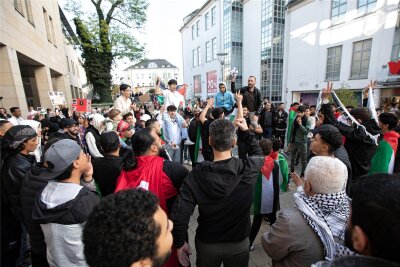 Plauens CDU-Chef kritisiert Pro-Palästina-Demo am Samstag in der Innenstadt - 135 Menschen hatten am Samstag in Plauen ihre Solidarität mit den Menschen im Gazastreifen bekundet.