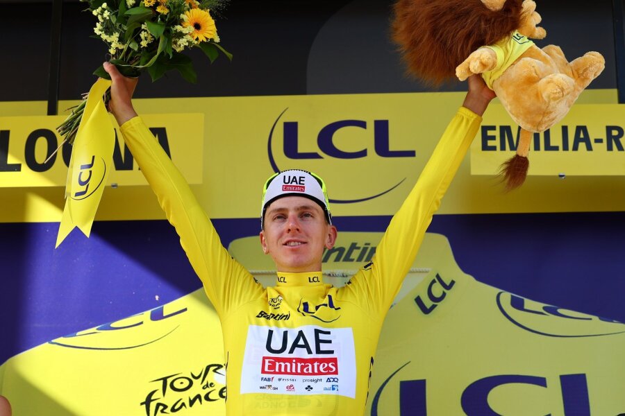 Pogacar über Gelbes Trikot überrascht: "Fühlt sich gut an" - Tadej Pogacar hat bei der Tour de France das Gelbe Trikot übernommen.