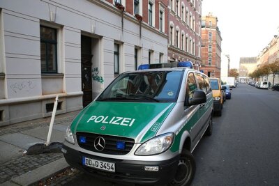 Polizei durchsucht mehrere Wohnungen auf dem Sonnenberg - 