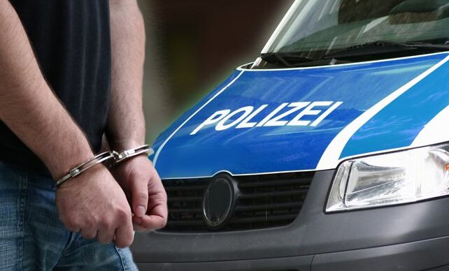 Polizei löst illegale Party in Chemnitz auf - 