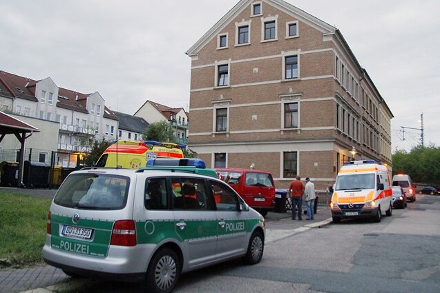 In diesem Haus in der Nähe des Zwickauer Bahnhofes ist am Mittwochabend ein 26-Jähriger tot aufgefunden worden. Er wurde erstochen.