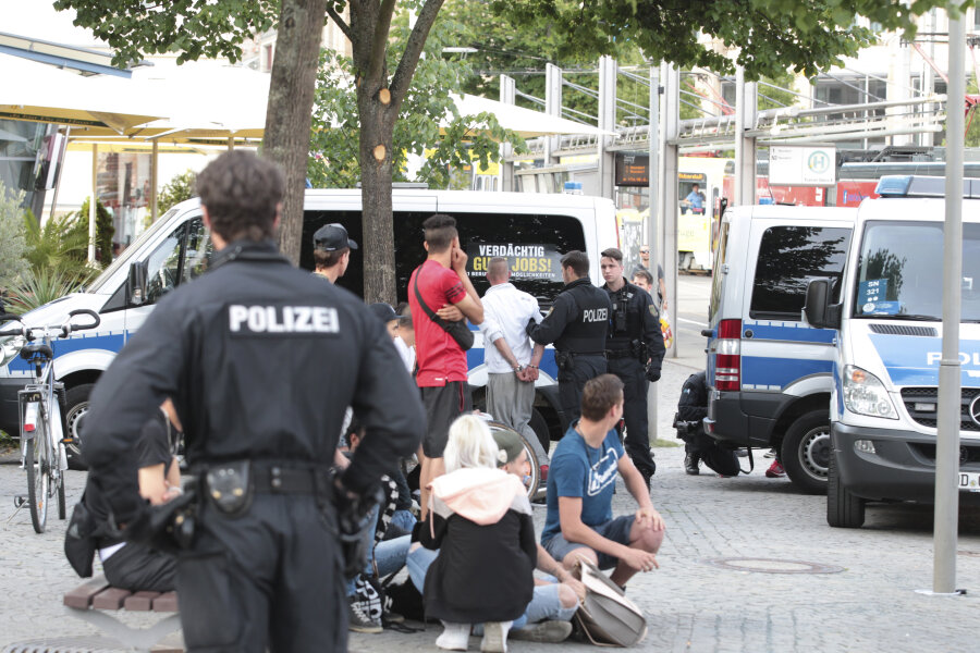 Polizei-Razzia im Plauener Zentrum - 