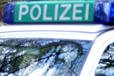 Polizei stellt Exhibitionisten im Chemnitzer Zentrum - Symbolbild