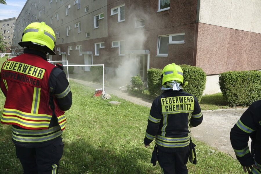 Polizei sucht Zeugen nach Kellerbrand in Hutholz - 