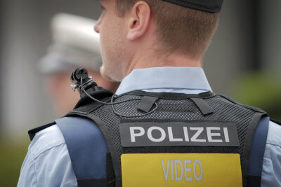 Polizei testet Einsatz von Bodycams in Leipzig und Dresden - 